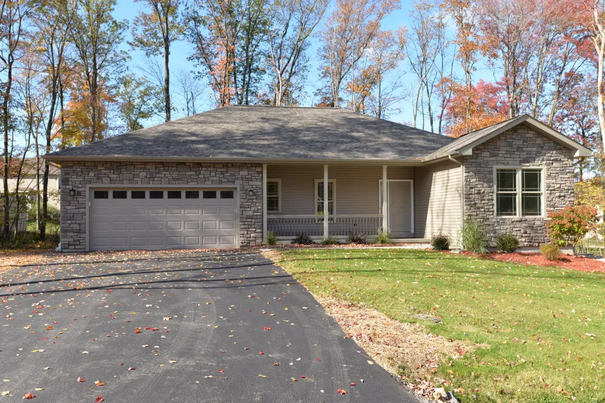 54 Lee Avenue, Mountain Top in Mountain Top