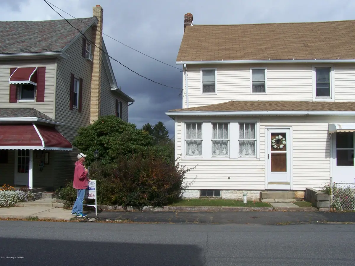 143 E GRANT Street, McAdoo in McAdoo