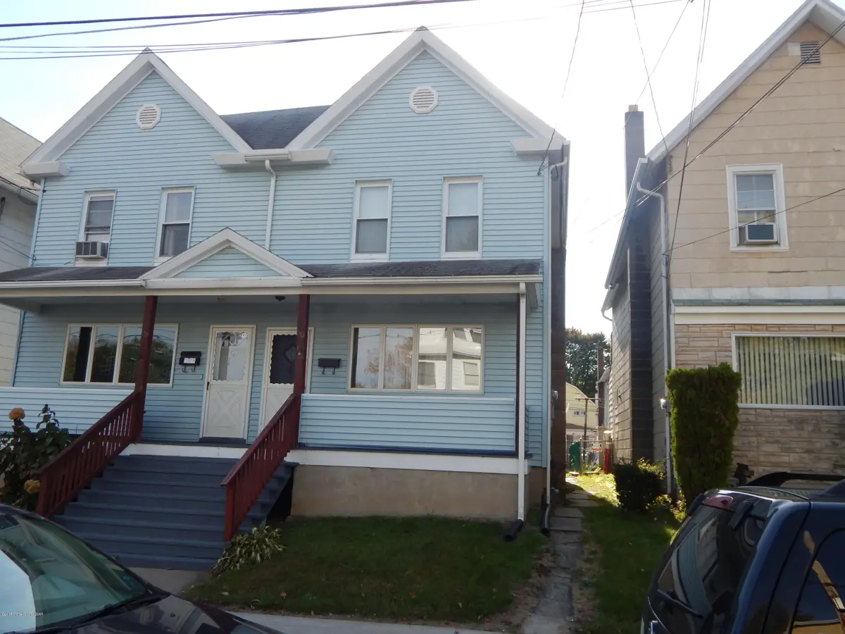 60 Regent Street, Wilkes-Barre in Wilkes-Barre