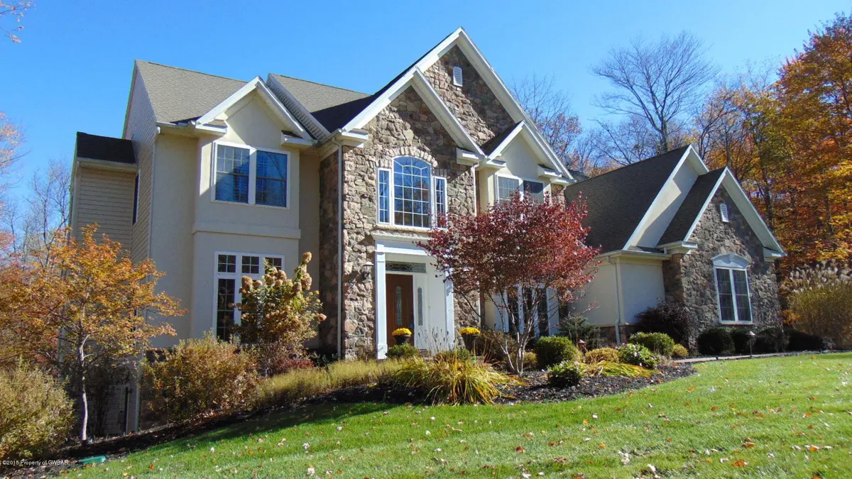 709 Ice House Drive, Mountain Top in Mountain Top