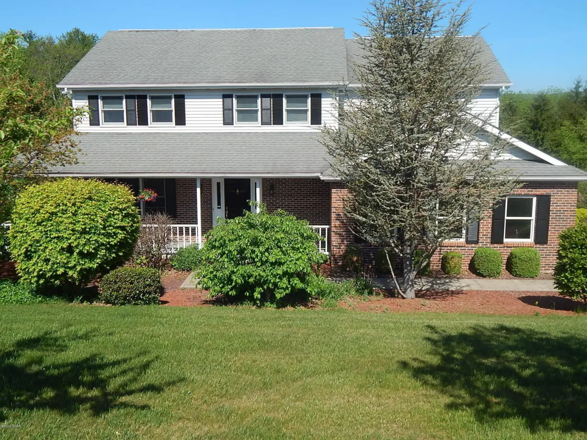 235 Macintosh Lane, Sugarloaf in Sugarloaf
