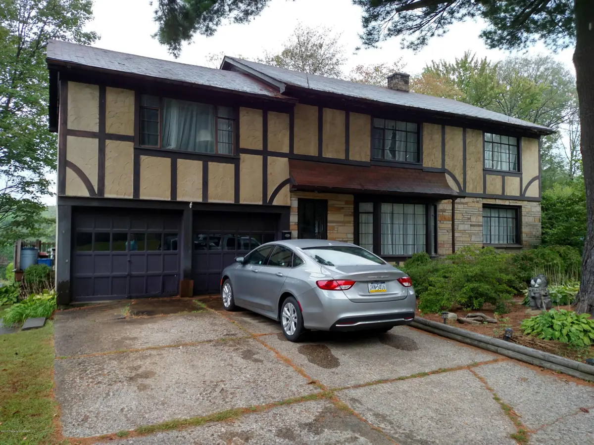 98 E Franklin Street, Shavertown in Shavertown