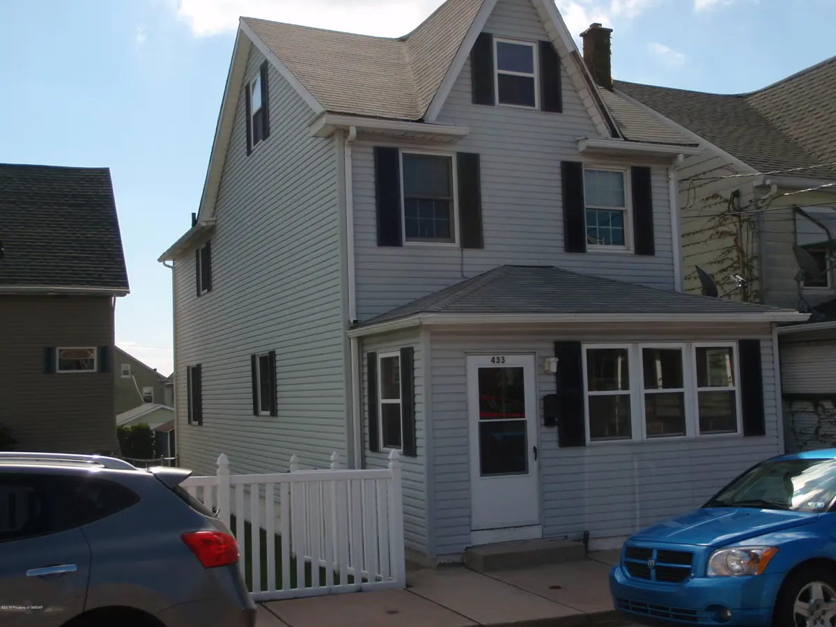 433 WASHINGTON Street, Freeland in Freeland