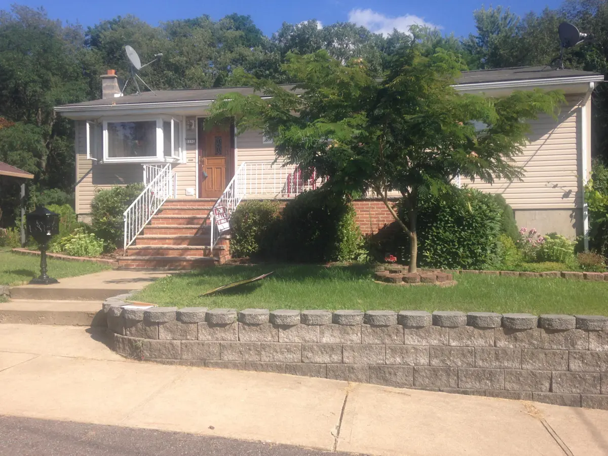 19 Shannon Street, Wilkes-Barre in Wilkes-Barre