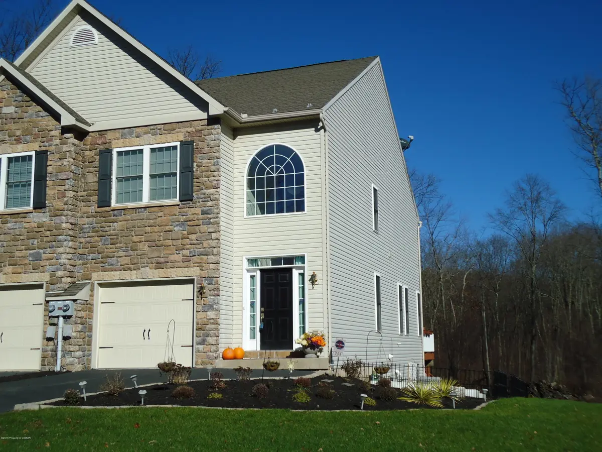 208 Twins Lane, Mountain Top in Mountain Top