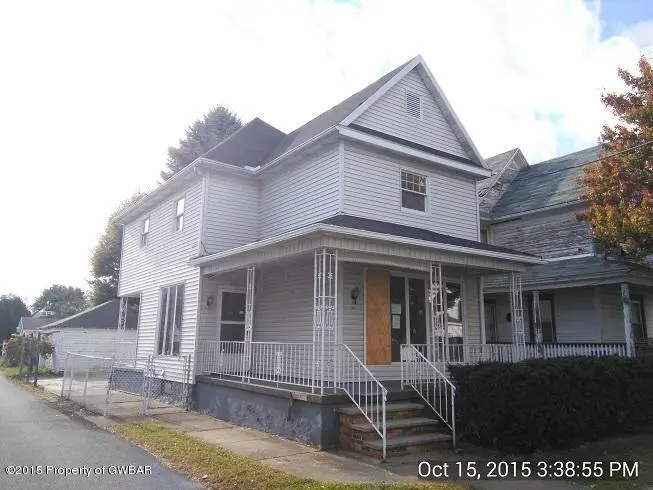 608 Dean Street, Scranton in Scranton