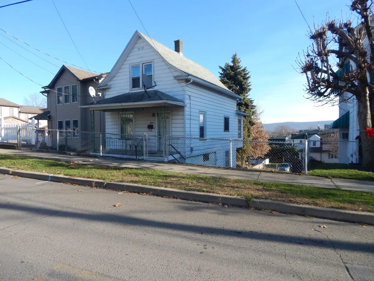 215 E GROVE Street, Edwardsville in Edwardsville