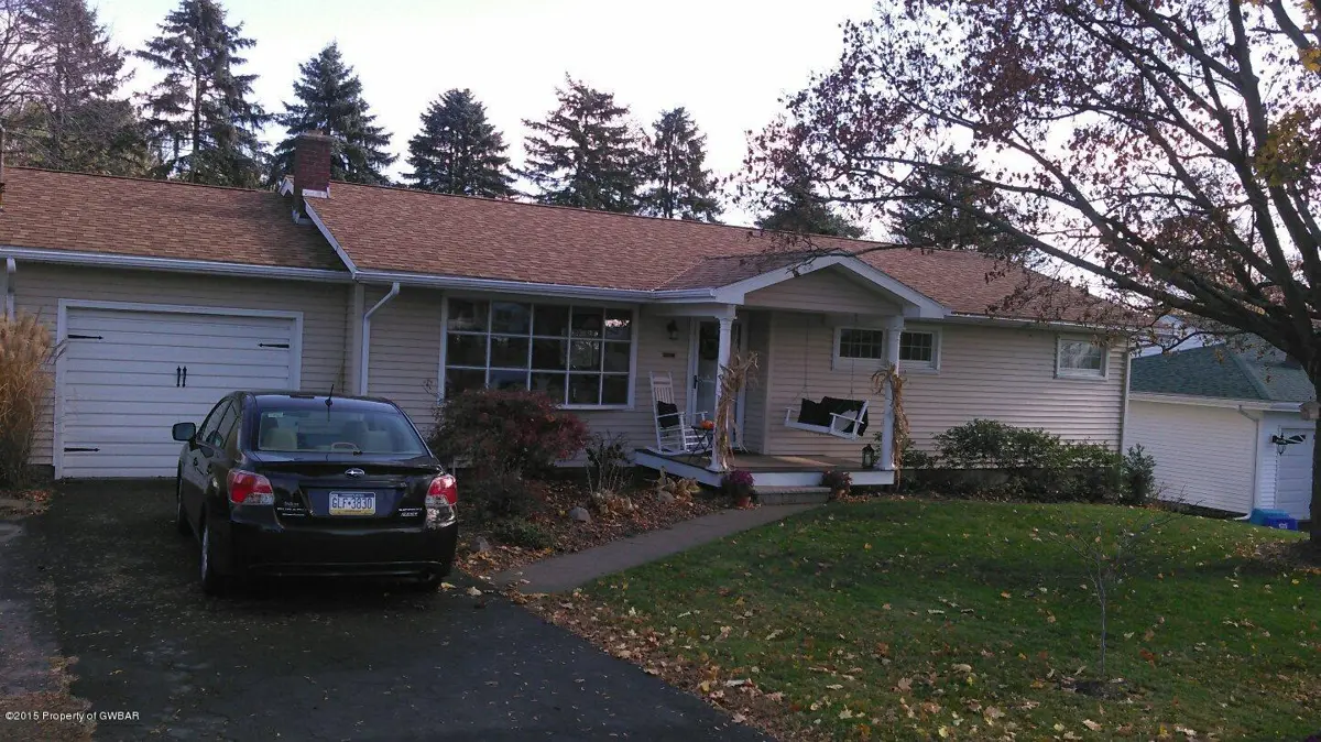 177 Woodbine Road, Shavertown in Shavertown