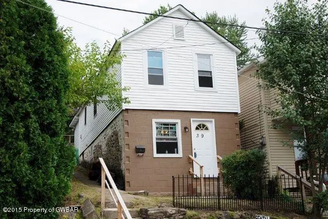 39 Pace Street, Larksville in Larksville