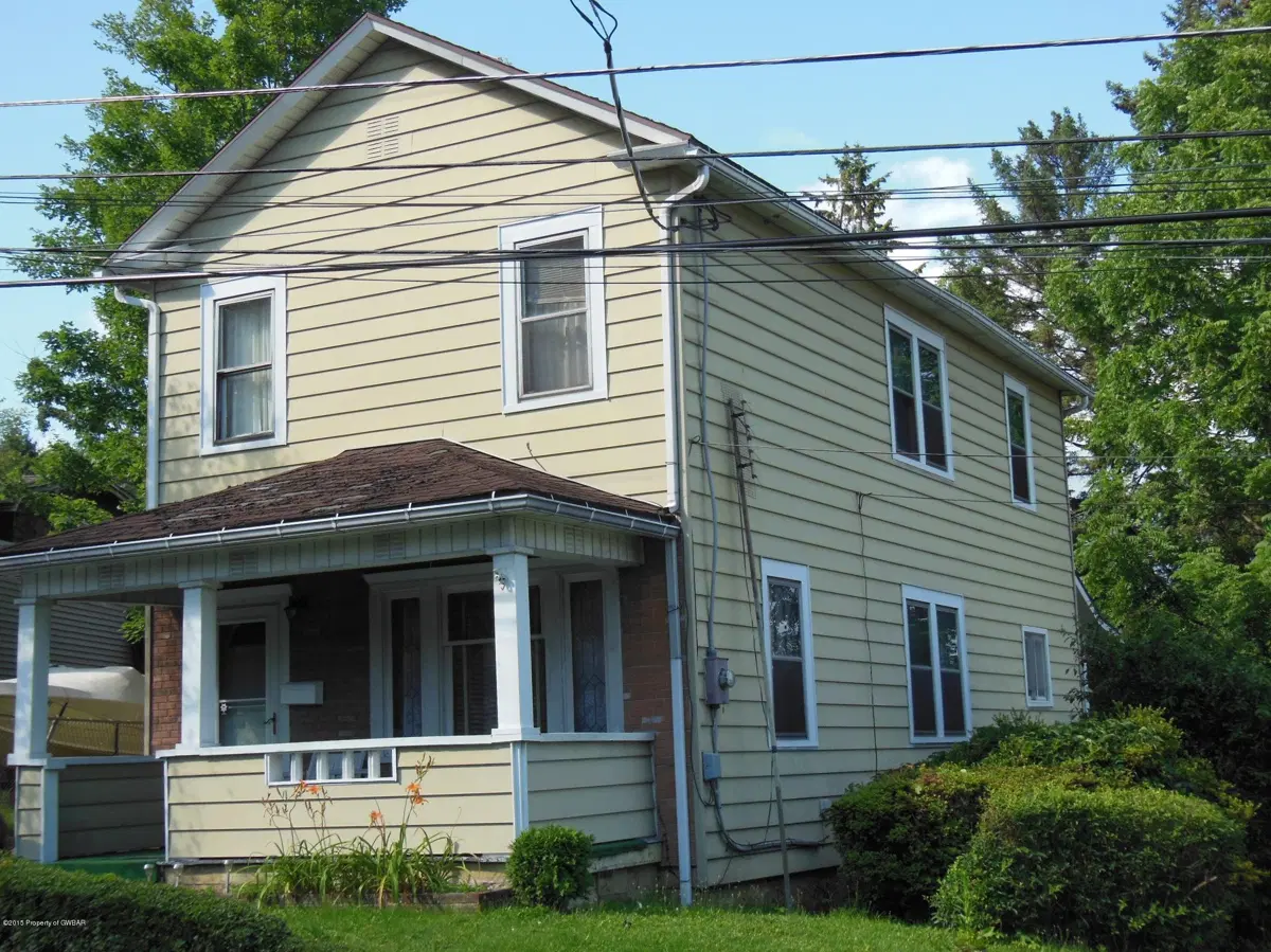 262 W MOUNTAIN Road, Plymouth in Plymouth
