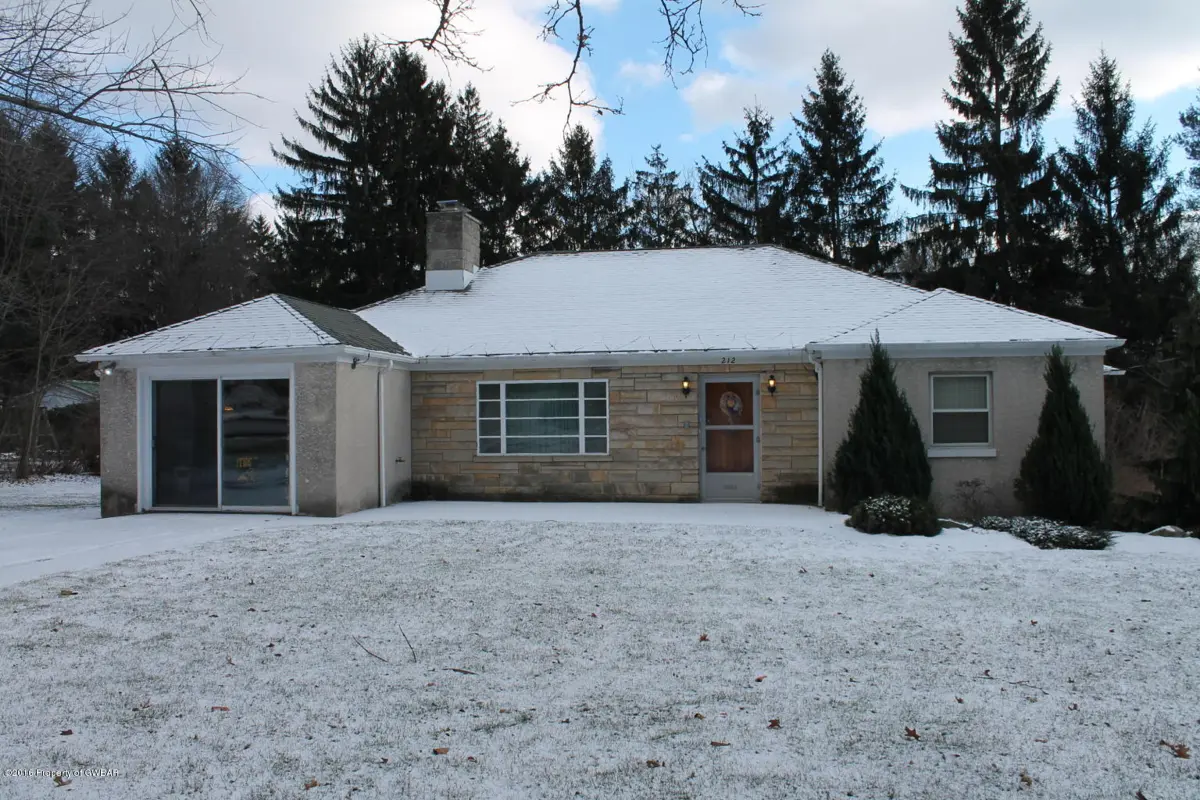 212 Fairview Rd., Clarks Summit in Clarks Summit