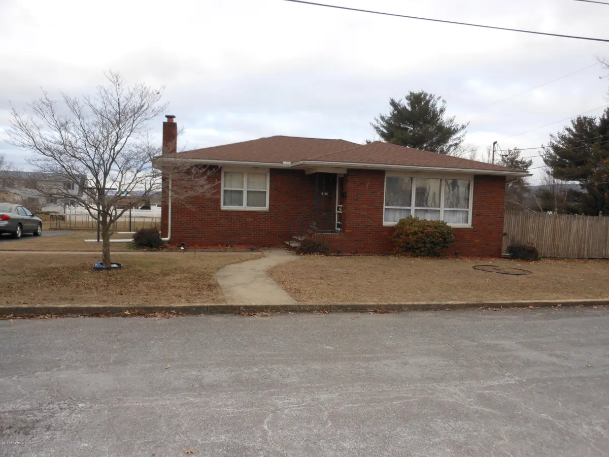 5 5TH Street, Moosic in Moosic