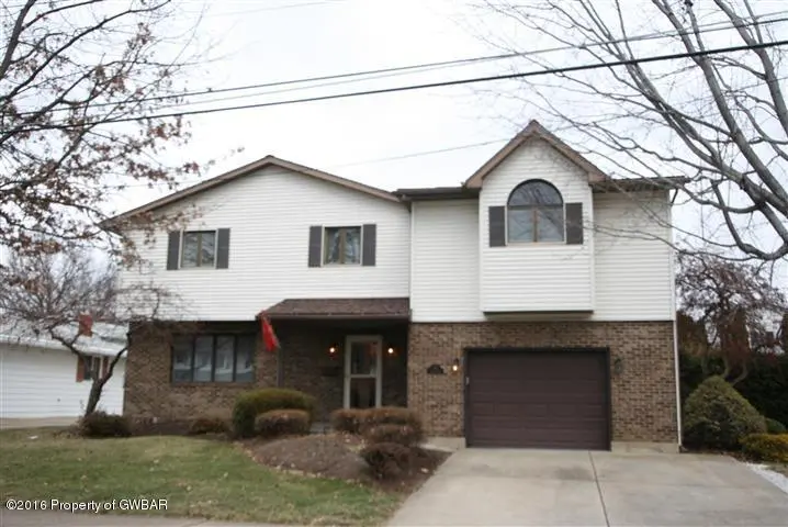 332 JAMES, Kingston in Kingston