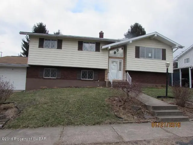 7 NEWMAN Street, Hanover Township in Hanover Township