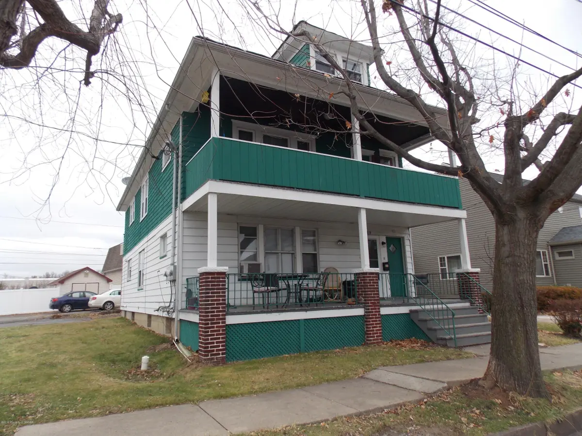 409-411 W Academy Street, Wilkes-Barre in Wilkes-Barre