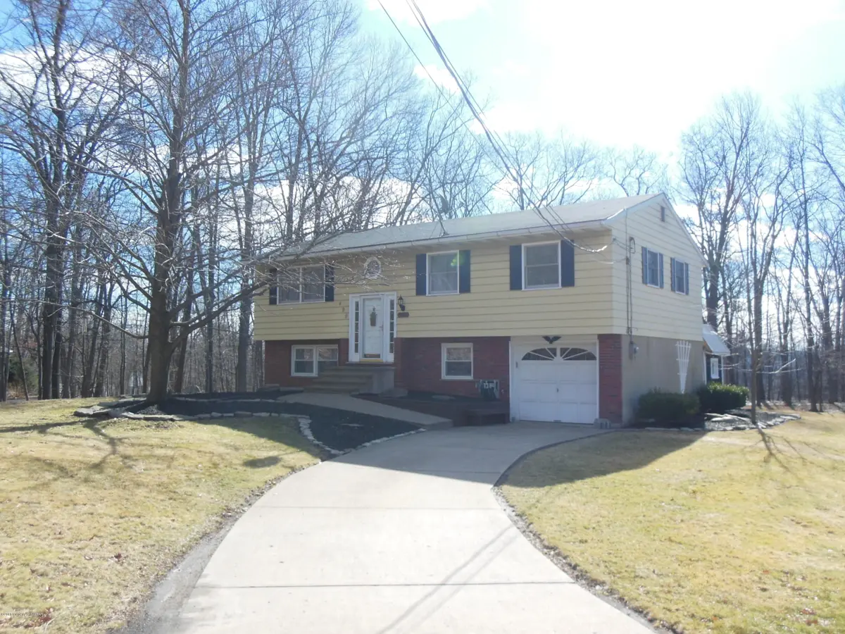 499 WEAVERTOWN Road, Shavertown in Shavertown