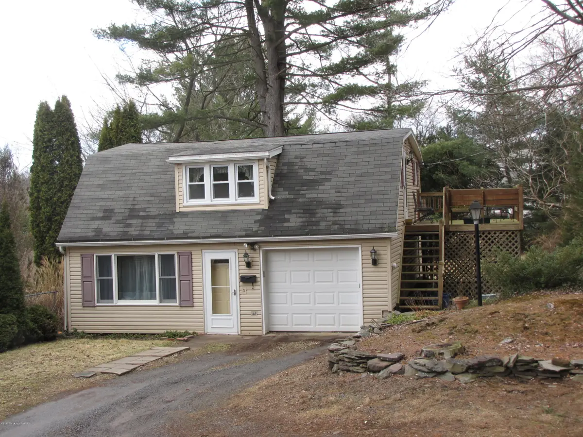 28 Division St., Shavertown in Shavertown