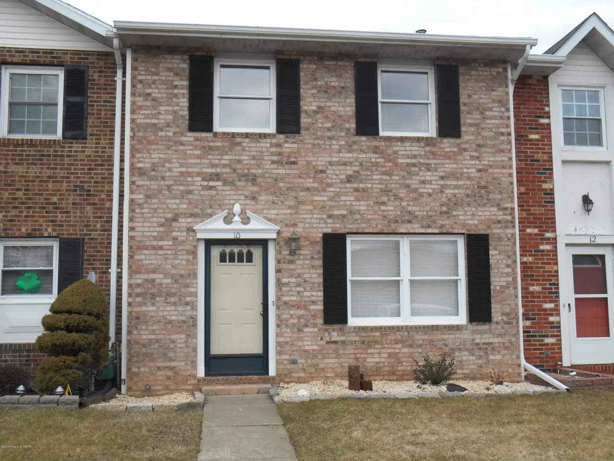 10 WOODCREST, Plains in Plains