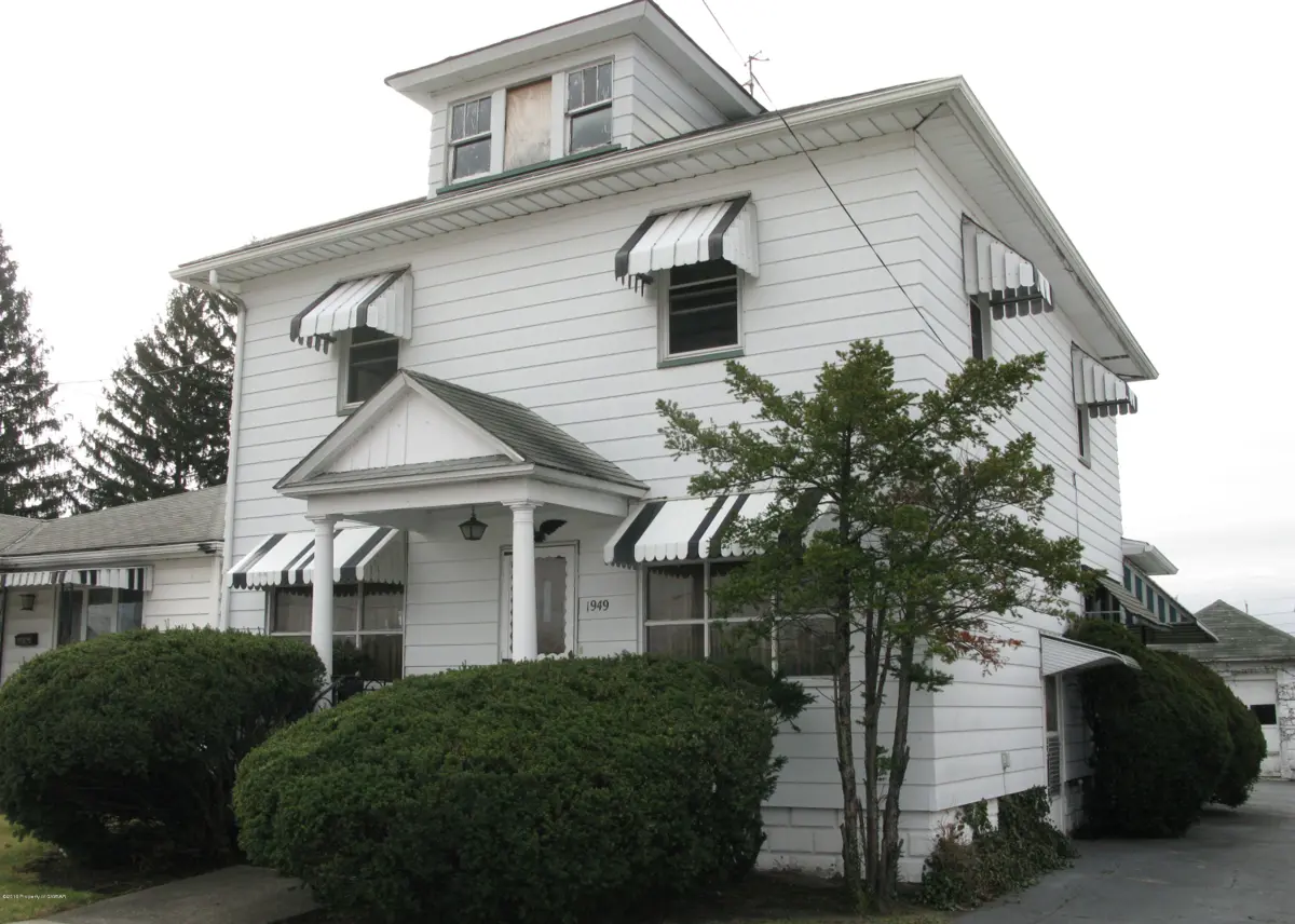 1949 WYOMING Avenue, Exeter in Exeter