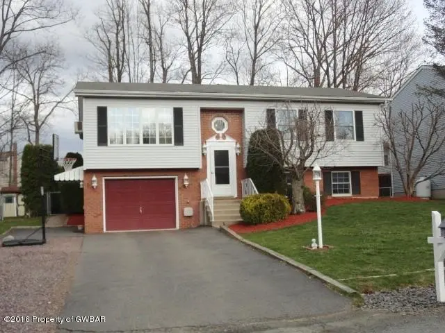 117 Brookfield Way, Mountain Top in Mountain Top