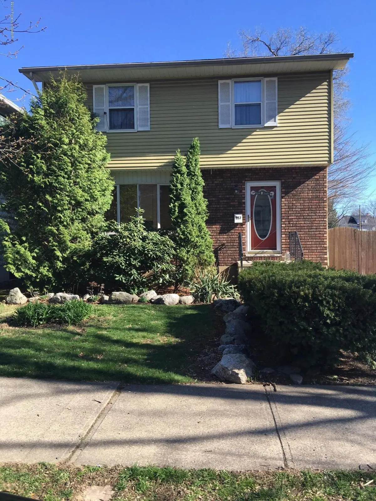 357 Wright Ave, Kingston in Kingston