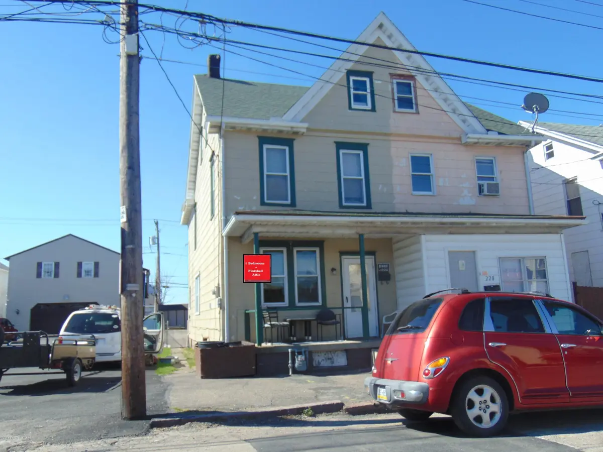 230 E Green Street, West Hazleton in West Hazleton
