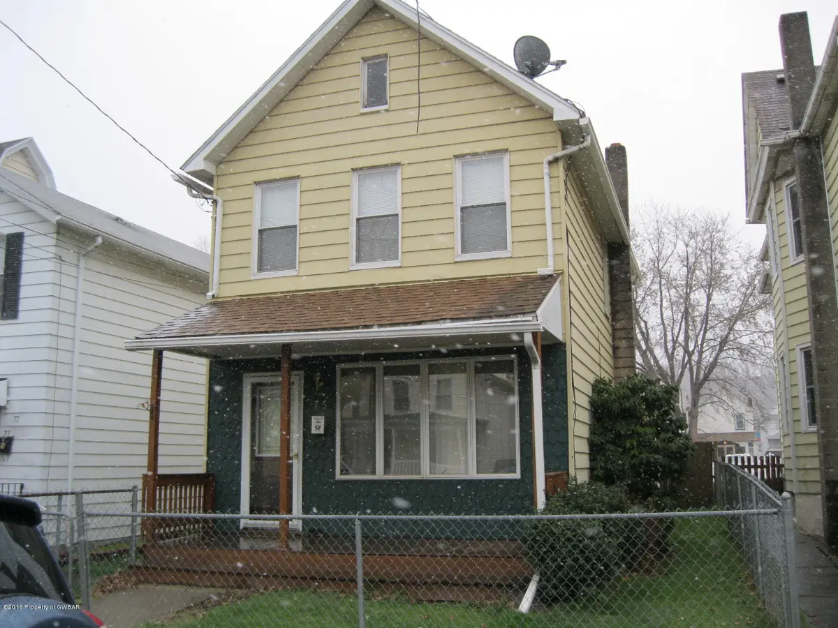 75 Maxwell Street, Wilkes-Barre in Wilkes-Barre