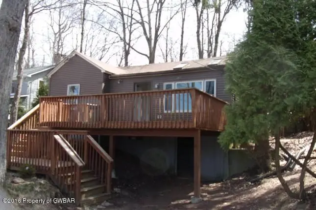 185 S LAKE Drive, Lake Harmony in Lake Harmony