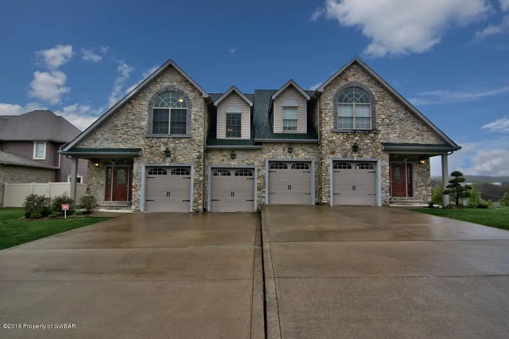 993 Sunrise Drive, Pittston in Pittston