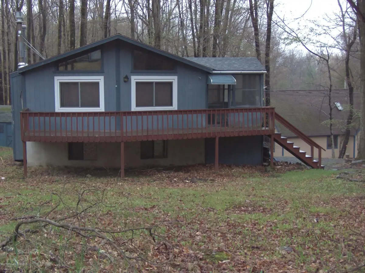 105 Pawnee, Pocono Lake in Pocono Lake