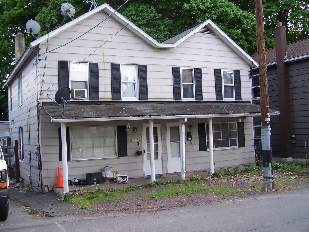 85-87 Holland Street, Wilkes-Barre in Wilkes-Barre
