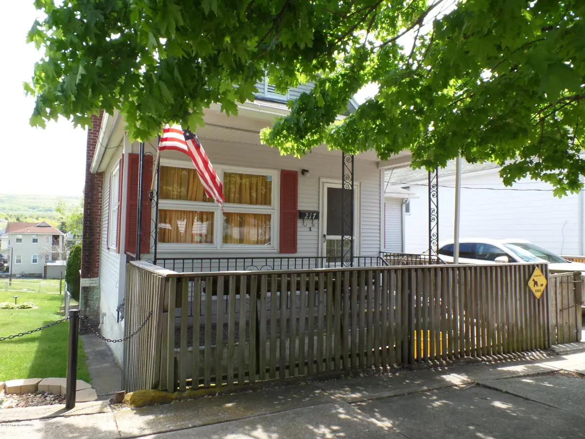217 W GREEN Street, Nanticoke in Nanticoke