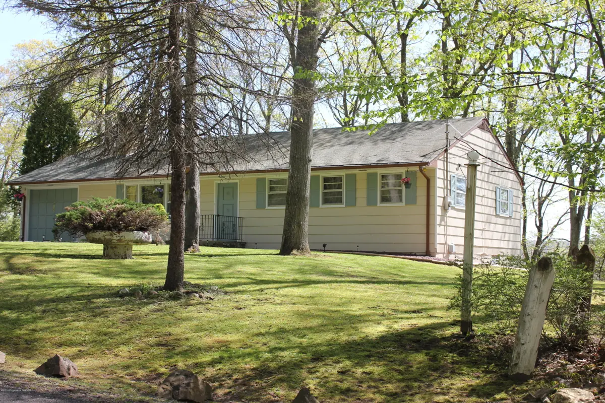 8122 Promontory Drive, White Haven in White Haven