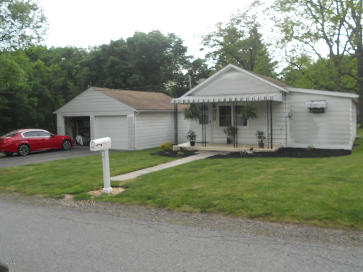 871 Third Avenue, Mountain Top in Mountain Top