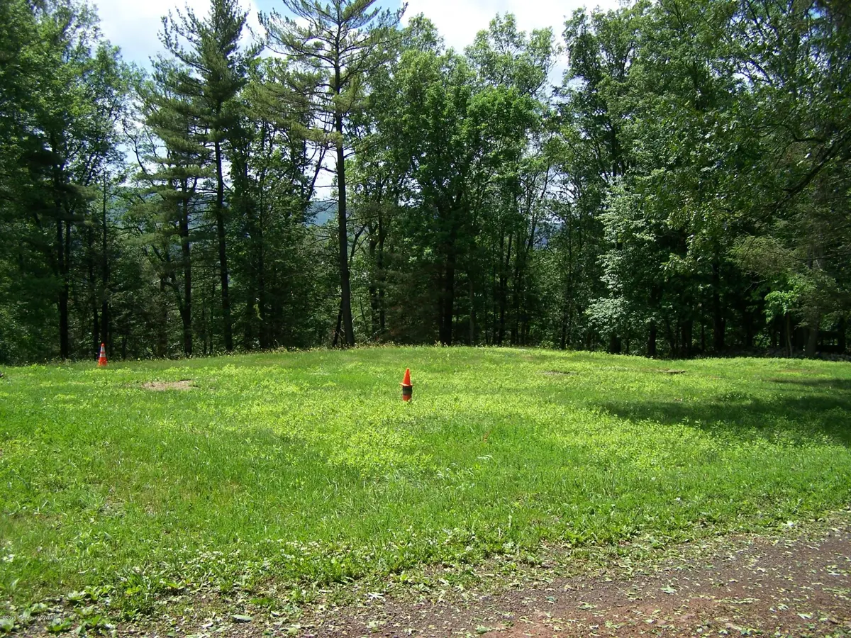 Larocks Road, Sugarloaf in Sugarloaf