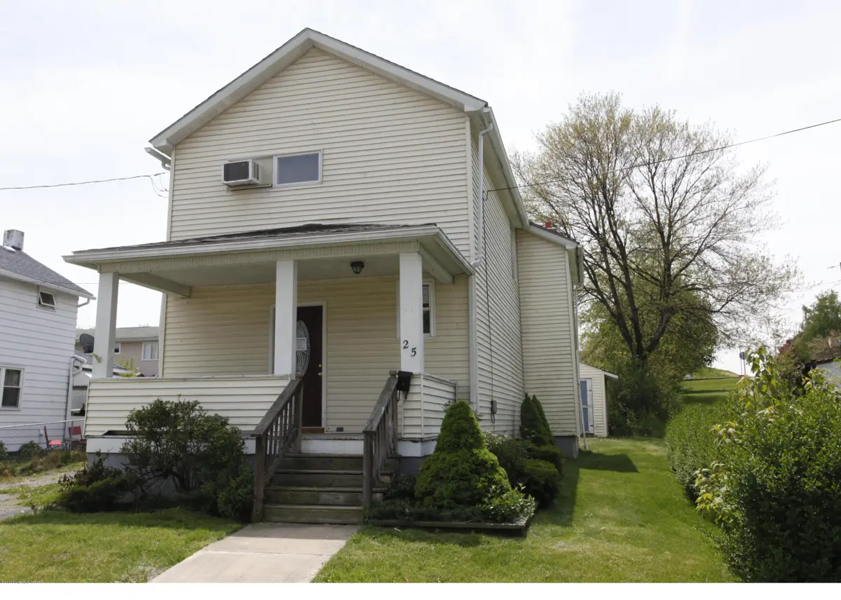 25 SPRING Street, Jenkins Township in Jenkins Township