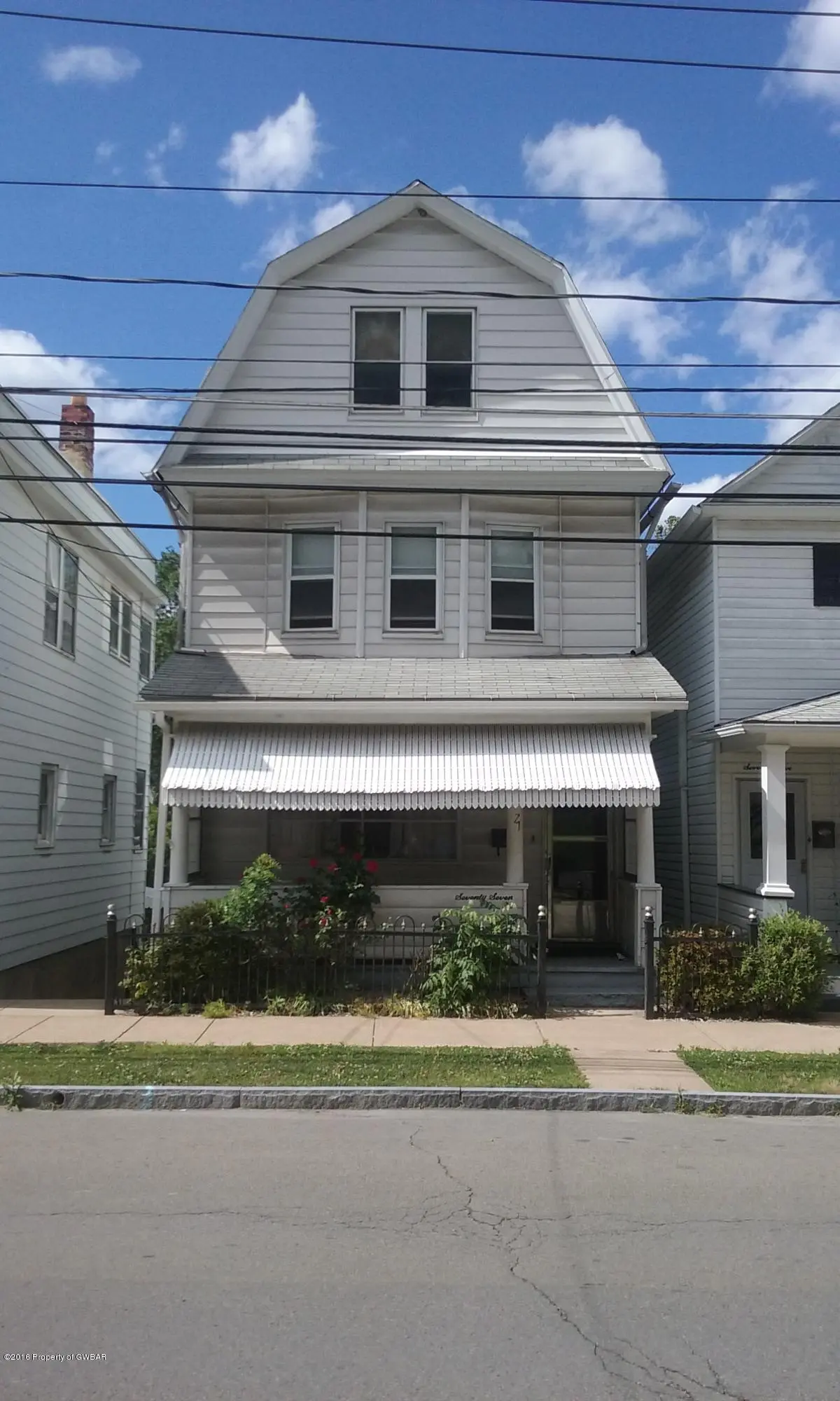 77 W CHESTNUT Street, Wilkes-Barre in Wilkes-Barre
