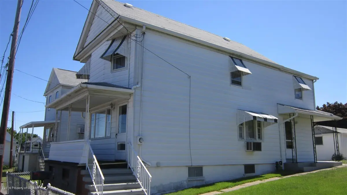 807 Summit Street, Wilkes-Barre in Wilkes-Barre