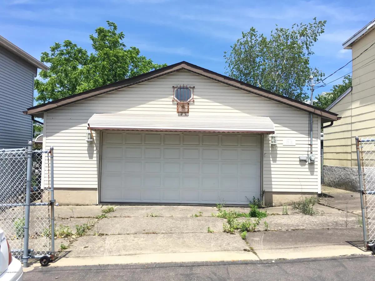 29 Hemlock Street, West Hazleton in West Hazleton