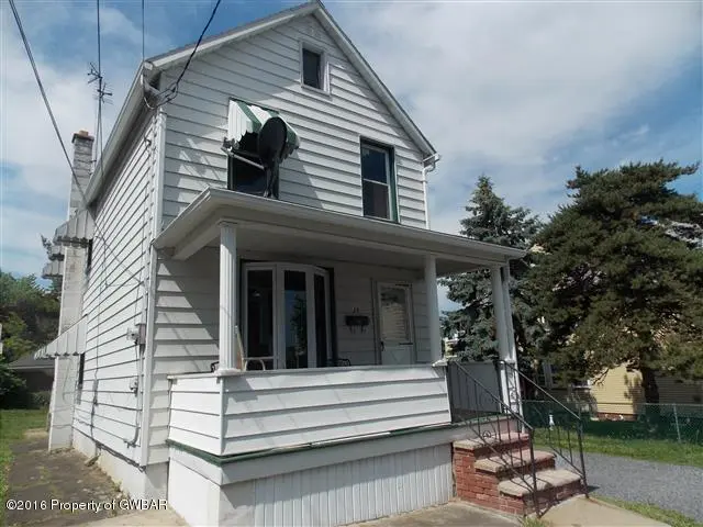 35 Harkins Lane, Wilkes-Barre in Wilkes-Barre