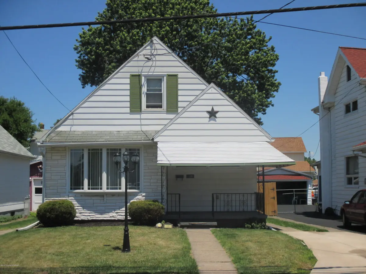 138 ABBOTT Street, Plains in Plains