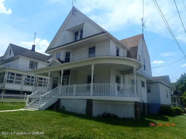 200 DUDLEY Street, Dunmore in Dunmore
