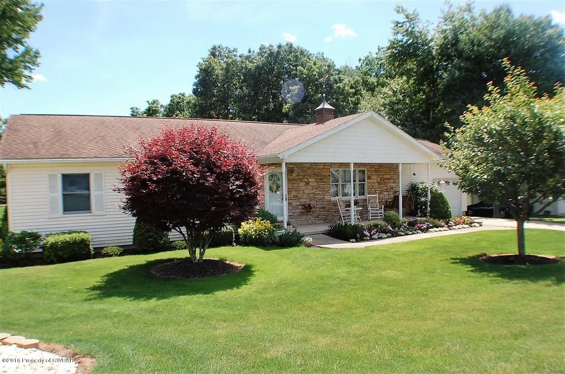 220 Oakmont Lane, Mountain Top in Mountain Top