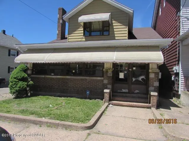 216 S PINE Street, Hazleton in Hazleton