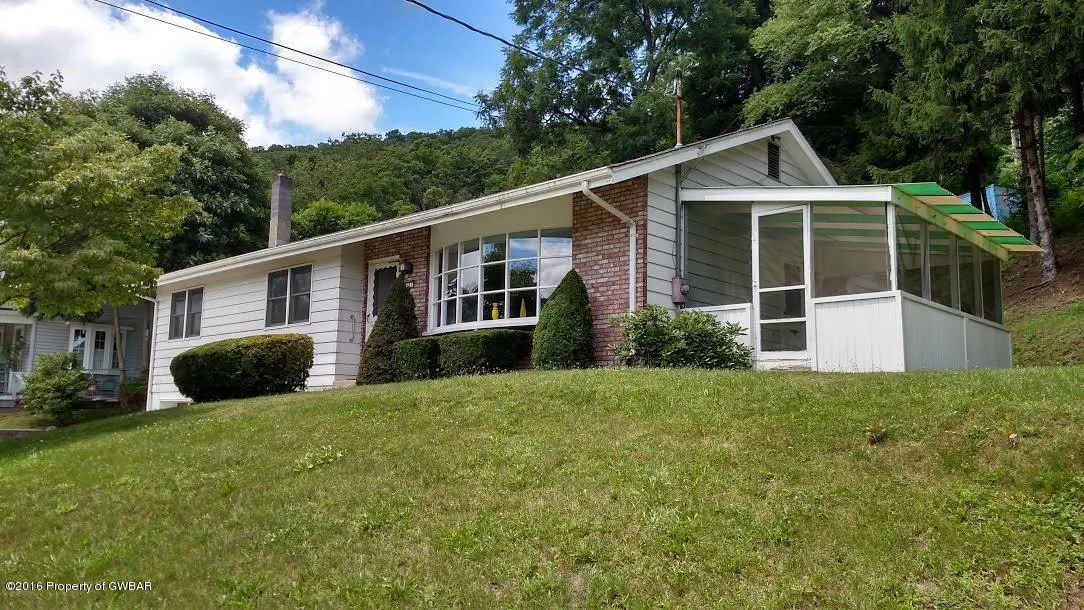 101 W Poplar, West Nanticoke in West Nanticoke