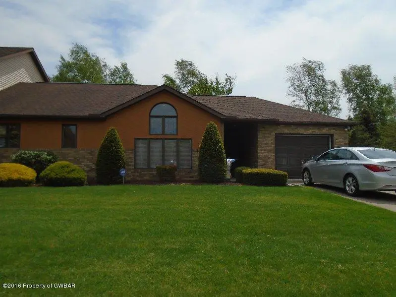 160 Woodview Rd., Hanover Township in Hanover Township