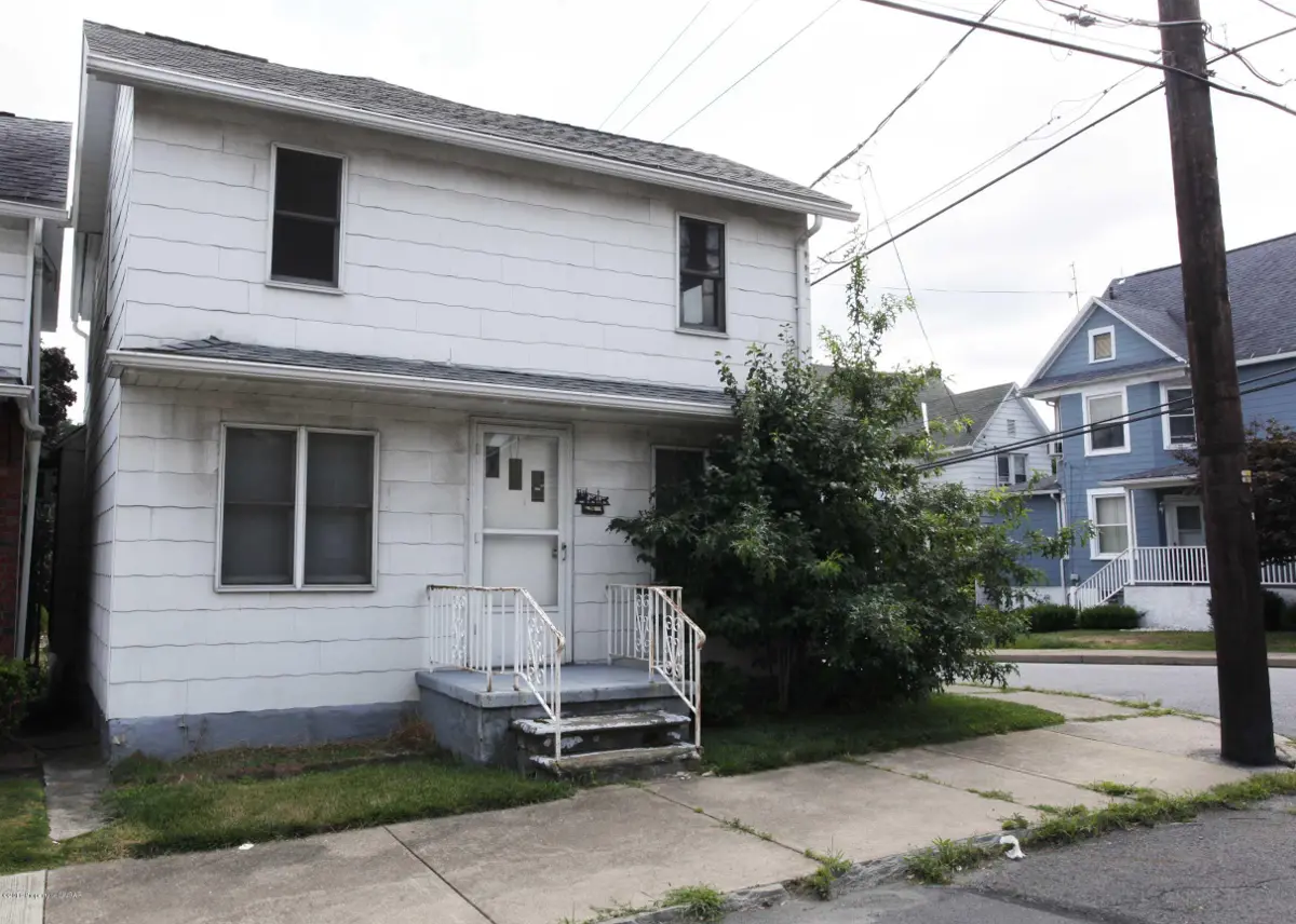54 TOMPKINS Street, Pittston in Pittston