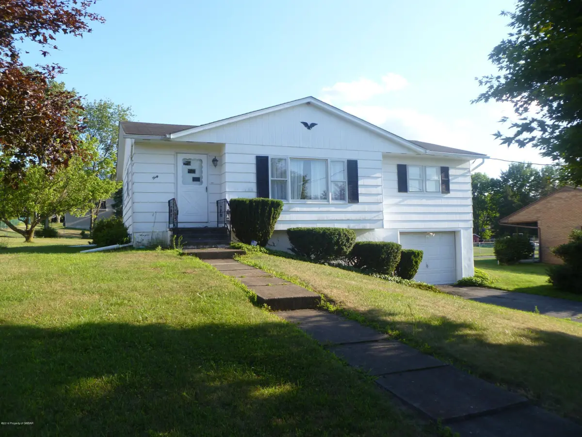 40 RED MAPLE Avenue, Mountain Top in Mountain Top