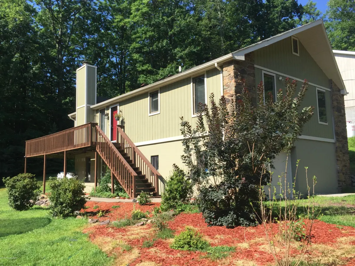 115 SUNSHINE Drive, White Haven in White Haven