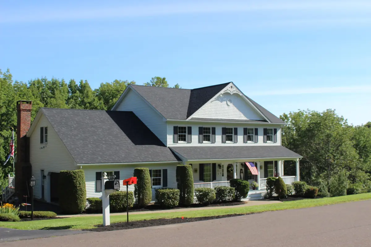 216 Field Ridge Dr, Shavertown in Shavertown